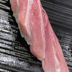 寿司の美登利 - 大トロ 500円