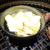 大徳壽 関内本店 - にんにくのスライス