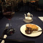 中国薬膳料理 星福 - サンザシ酒ワインミックス、アボカドと海鮮のクリーム焼き