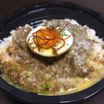 カレースタンド ナゴエビ - 名古屋キーマホワイトのアップ