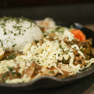 カリーみよし_0