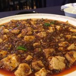 赤坂 四川飯店 - 陳マーボードーフ(小盆、2〜3人前) 2,200円