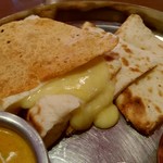 Namasute - パーパル、チーズナン