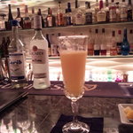 bar grand-jete - 