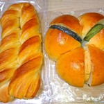 米粉パン トゥット - チーズツイスト &  和三色(黒ごま きな粉 ずんだ)