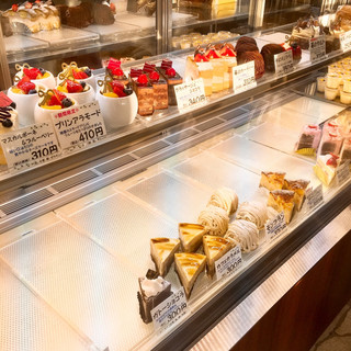 フジヤ和洋菓子店_2