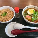 Wafuu resutoran marumatsu - ミニラーメン＋ミニそぼろ丼