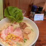 暁 製麺 - 五徳味噌らぁ麺+味玉。770+100