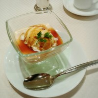 崎陽軒本店 嘉宮 - キーマン紅茶のプリン バニラアイス添え