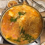 赤坂韓国料理・焼肉 兄夫食堂 - プデチゲ