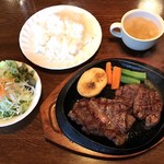 ワンポンド - キューブステーキ＆牛タン（税別1,500円）