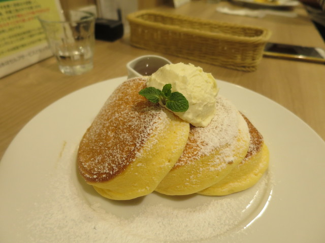 好きな味だけど 焦げてて残念 By キイ助 幸せのパンケーキ 町田店 町田 カフェ 食べログ