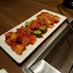 焼肉 ジャンボ - キムチ盛り合わせ　1,140円