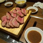 焼肉 ジャンボ - ヒレステーキ　時価　特製タレ