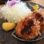 とんかつ玉藤 - ヒレカツ定食（3個、1370円）