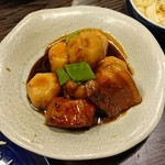 大八 - 豚肉と里芋の煮物