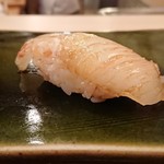 すきやばし 次郎 六本木ヒルズ店 - 平目