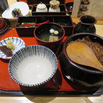 あつた蓬莱軒 - ひつまぶし