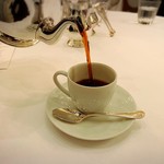 オーベルジュ・ド・リル トーキョー - 食後のコーヒー