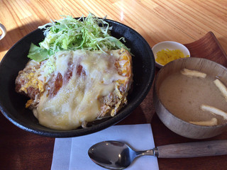 チョップスティック - チーズカツ丼