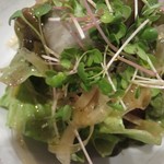 Sushi Izakaya Yataizushi - マグロと玉ねぎのサラダ