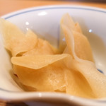 やましん鮨処 - ガリ