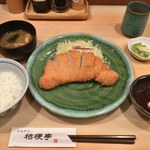とんかつ 桔梗亭 - ロースかつ定食