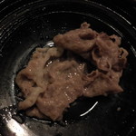 瀬里奈 - 　栃木県産の特選牛サーロインのしゃぶしゃぶ肉を、しゃぶしゃぶのスープで調理したもの・その２です。　