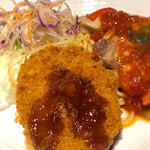 銀座ライオン - 牛肉コロッケ＆ポークソテー トマトチーズ焼き