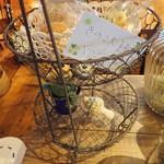 風と手と土 - 手作り雑貨も置いていたミャ