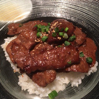 焼肉GROW - 中にいい肉が混じってます。