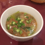 ベンガルタイガー - 生姜と香草の風味がまとまった鶏スープ