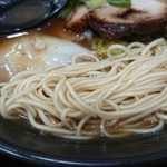 さん源醤 - 麺アップ