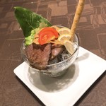 ケイズダイニング ワ タチバナ - 鹿肉のローストサラダ