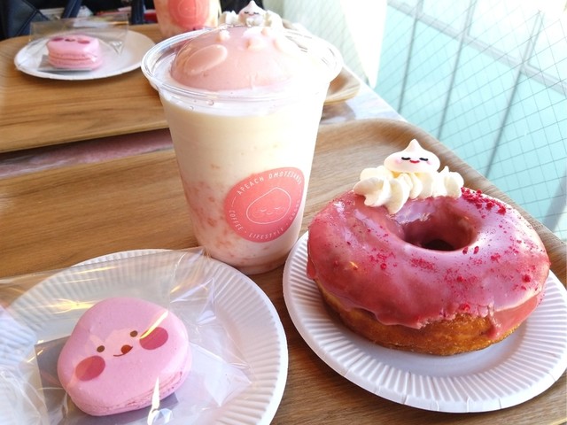 K Popファンの聖地になりそうなかわいいカフェ By つ ちゃん アピーチ オモテサンドウ Apeach Omotesando 明治神宮前 カフェ 食べログ K Popファンの聖地になりそうなかわいいカフェ By つ ちゃん アピーチ オモテサンドウ Apeach Omotesando 明治神宮前 カフェ 食べログ