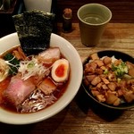 Homemade Ramen 麦苗 - 特製醤油らあめん＆コロチャーごはん