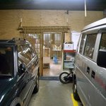 ニューカヤバ - 珍しい！駐車場の奥に店があります