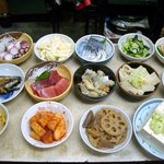 ニューカヤバ - 100～300円の料理がズラリ