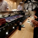 寿司大 - 店内観