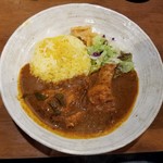 SPICY CURRY 魯珈 - イスラム風骨付きチキンカレー