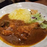 SPICY CURRY 魯珈 - イスラム風骨付きチキンカレー
