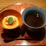 くずし鉄板 あばぐら - 苺とキャラメルの焼プリン