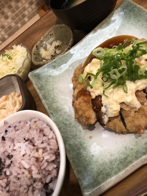 わたしの食卓 紙屋町店 本通 定食 食堂 食べログ わたしの食卓 紙屋町店 本通 定食 食堂 食べログ