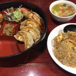 大衆中遊華食堂 八戒 - 餃子定食（￥900）