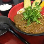 極楽うどん TKU - エビと豚挽肉のキーマカレーうどん（￥960）