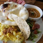 curry diningbar 笑夢 - カレー２種類