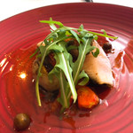 ラ ヴィオレッタ - サワラの炙り 焦がしバターとフルーツトマトのソース
      こっちの方が美味しかった(^^;)