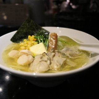 鶏そば・ラーメン Tonari_0