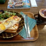 グラチッタカフェ - クロックムッシュ キャラメルラテ