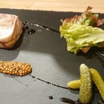 生パスタ専門店 レヴァーロ - パテ・ド・カンパーニュ（フォアグラを使用した肉テリーヌ）　1,200円